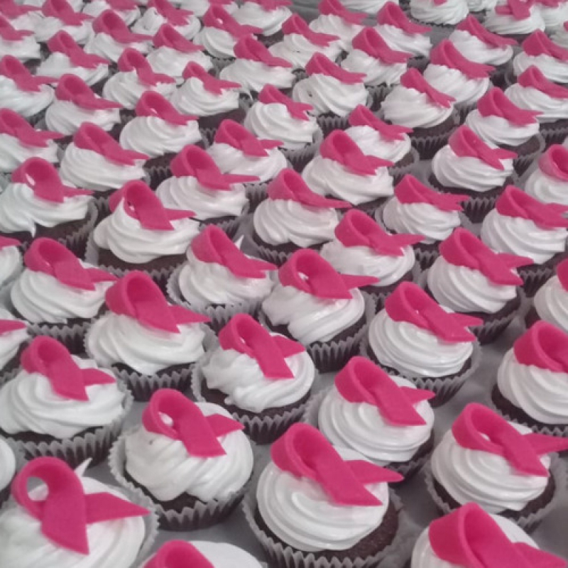 festa temática aniversariante do mês